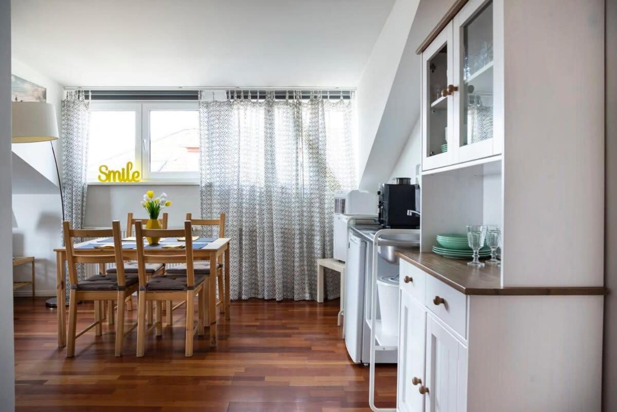 Urban Rooftop - Mitte - A C Apartamento Berlim